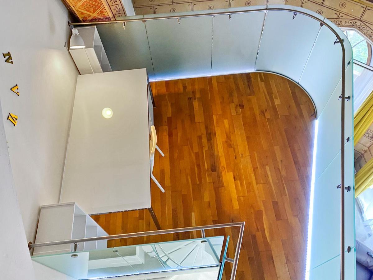 Rare 1-Bed Church Converted Apartment In Лондон Екстериор снимка